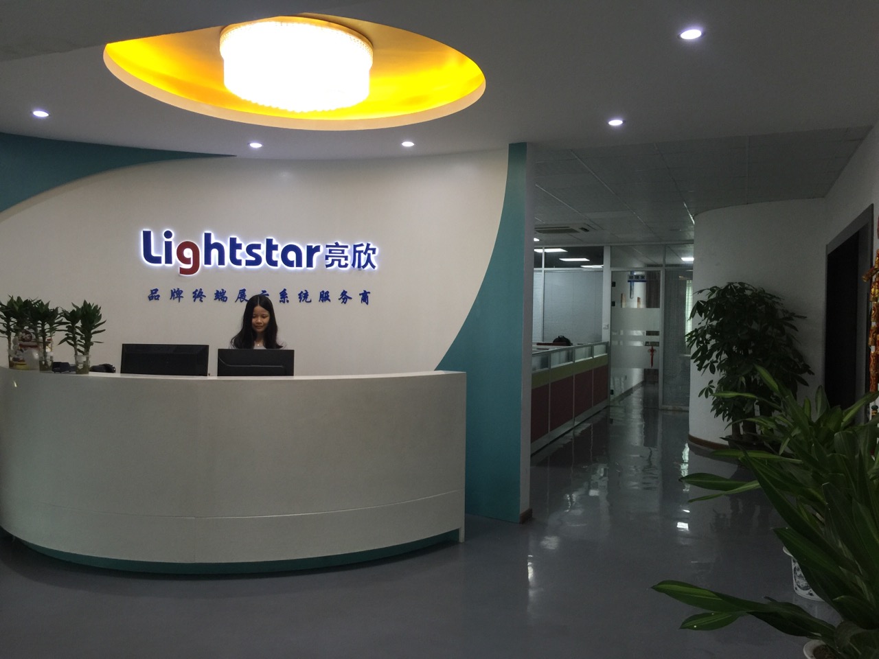 点餐灯箱应用实景