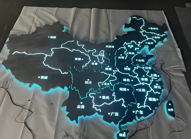 亚克力发光地图亮眼指南:从装饰到导航的破局新思路
