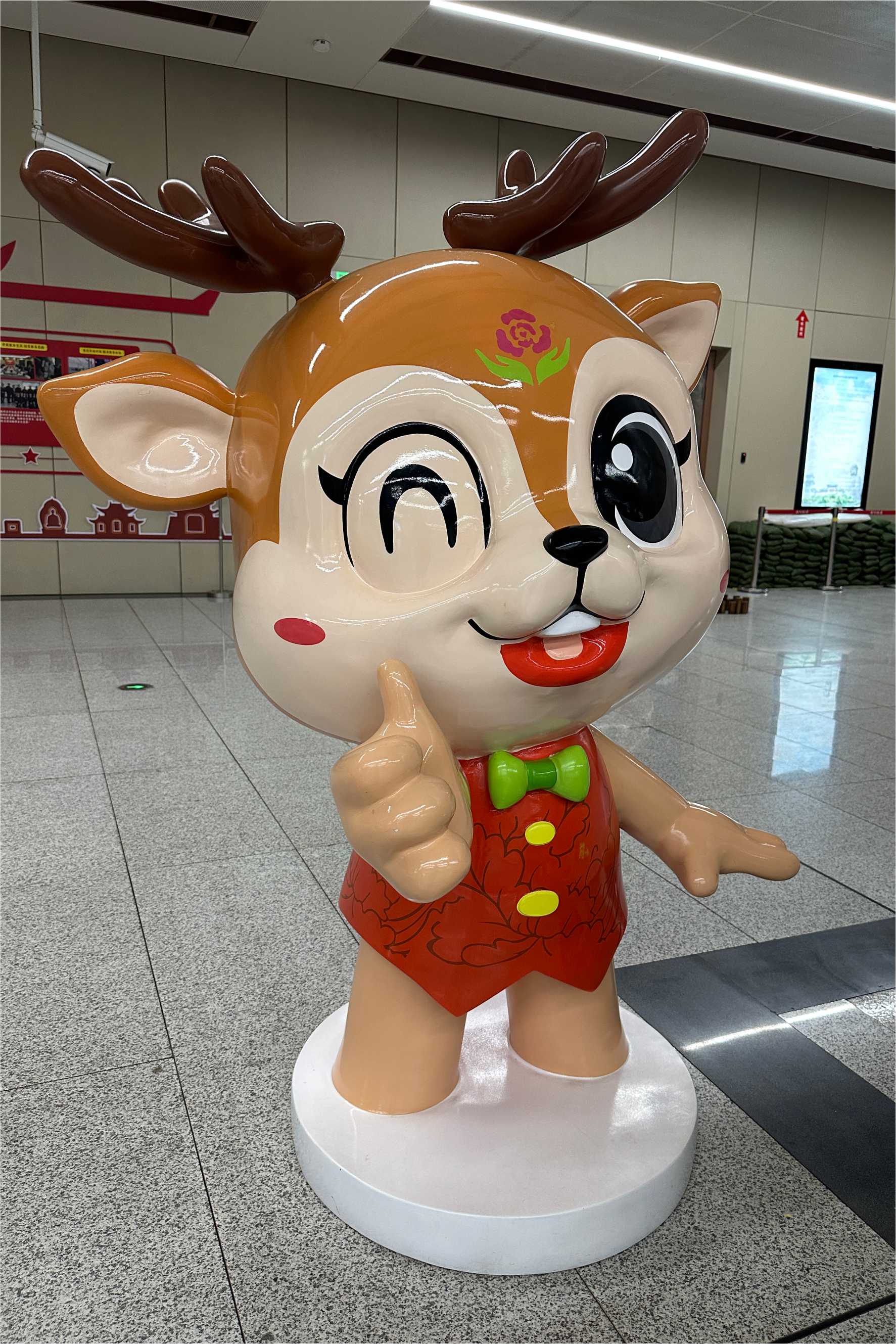 甘肃商业新机遇:发光雕塑重塑街景的落地解析